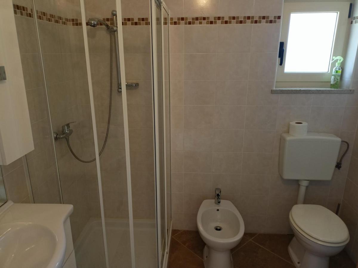 אומאג Apartment Studio Ta-Ti מראה חיצוני תמונה